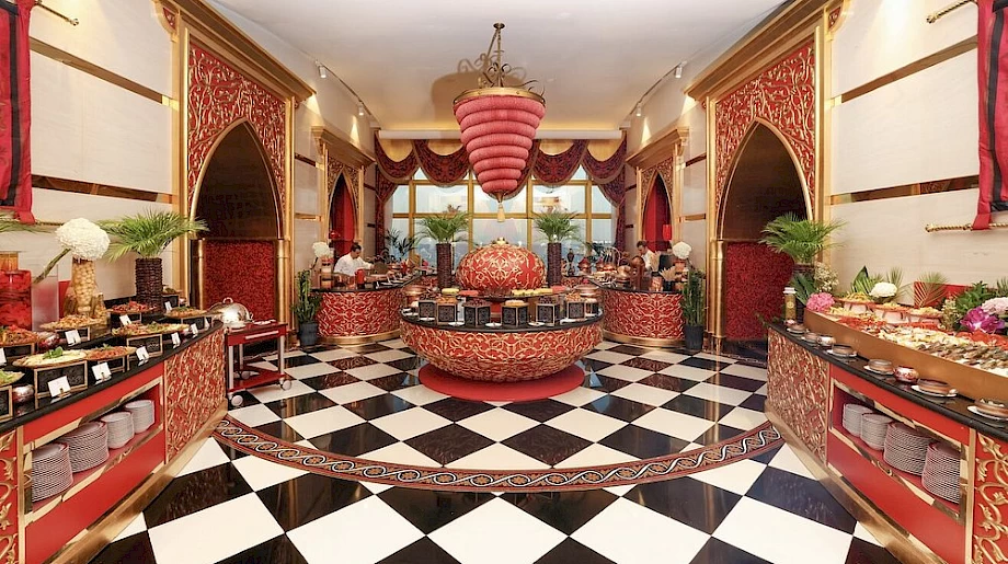Al-Iwan, Burj Al Arab
