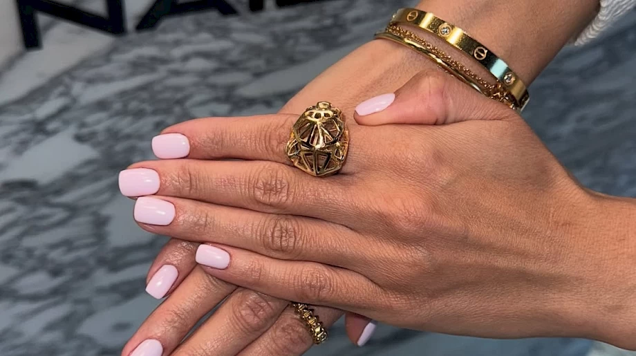6. Nail Sunny Dubai