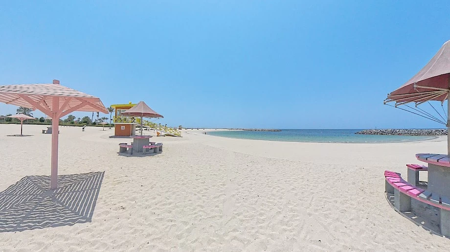 5. Al Mamzar Beach Park