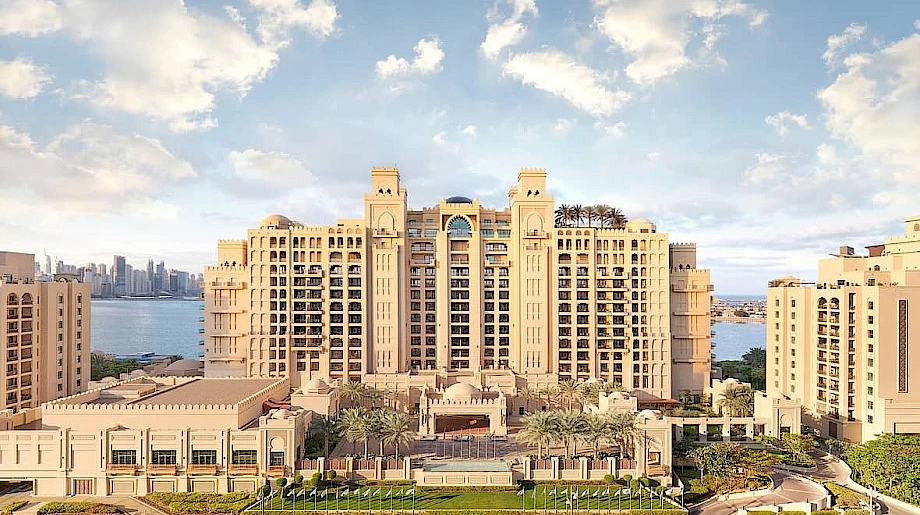 4. Fairmont The Palm