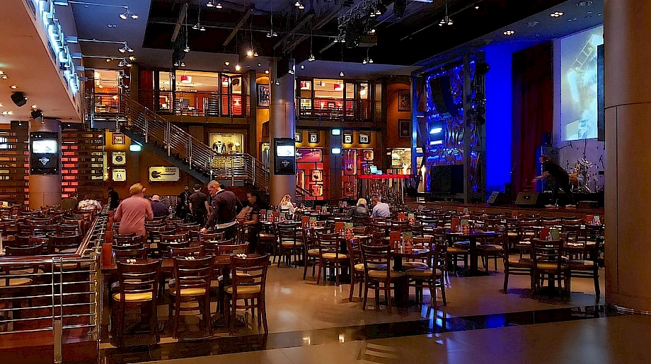 4. Hard Rock Cafe
