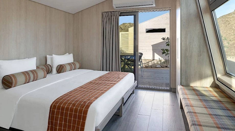 2. JA Hatta Fort Hotel
