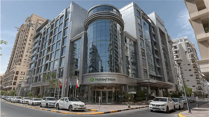 Holiday Inn Dubai - Al Barsha Hotel: Convenience and Service